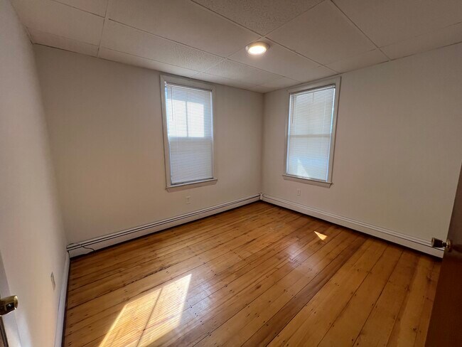 Foto del edificio - 18 Washburn St