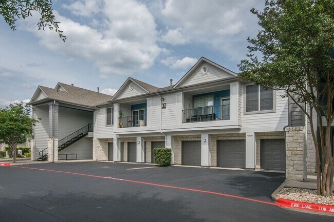 Foto del edificio - 12700 Ridgeline Blvd