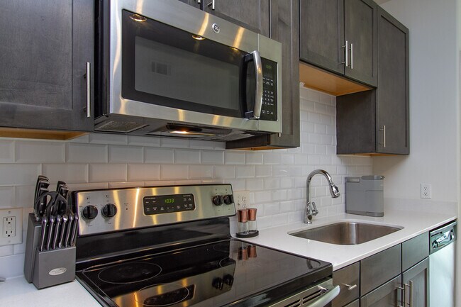 Foto del edificio - 707 Park Ave NE