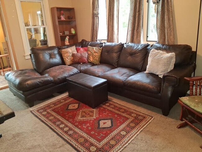 Foto del edificio - Furnished single family home