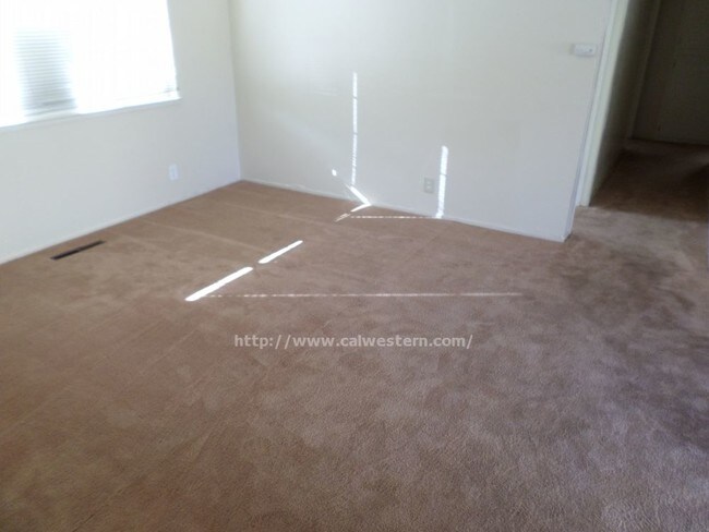 Foto del edificio - 2/1 Upstairs Unit near Pearl and Hillsdale