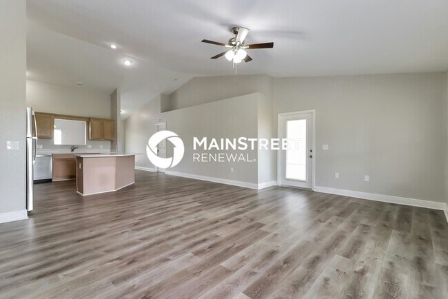 Foto del edificio - 3 Bedroom Pet-Friendly Home in LAKELAND, FL with Main Street Renewal