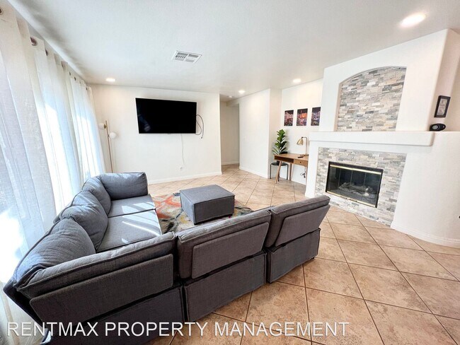 Building Photo - 5 br, 3 bath House - 1187 EVENING CANYON AVE