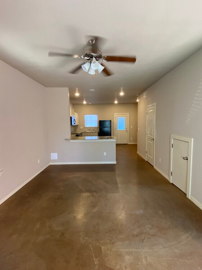 Foto del edificio - 1719 Houston St