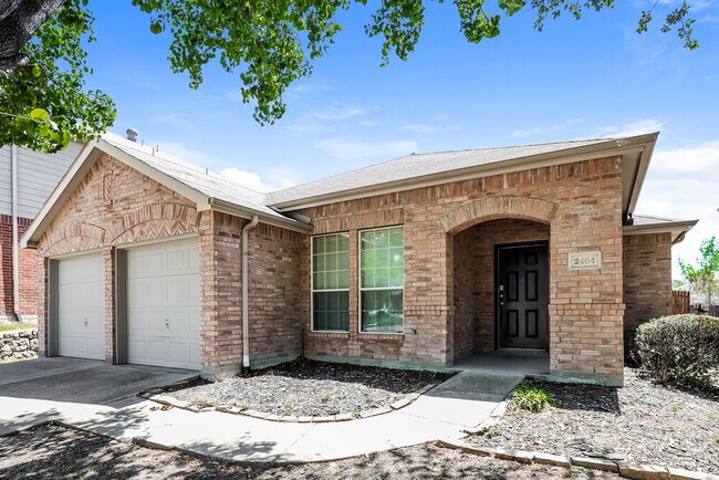 Building Photo - 2404 Becard Dr