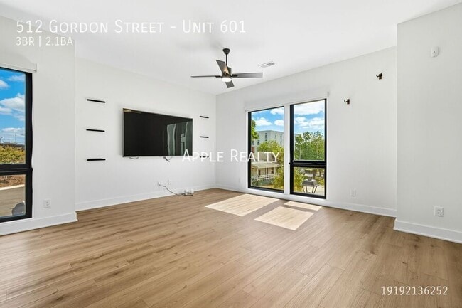 Foto del edificio - 512 Gordon St