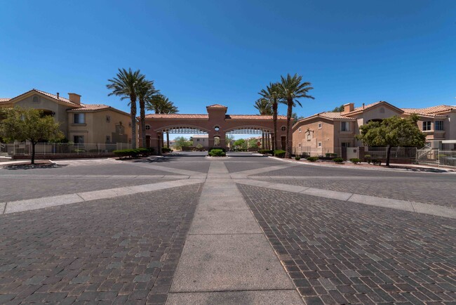 Coronado Bay Club Apartments - Las Vegas, NV | Apartments.com