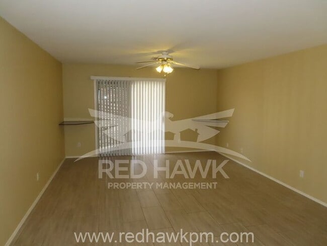 Building Photo - Charming Three Bedroom, Two Bathroom Deer ...