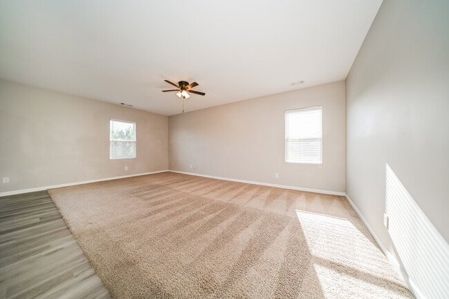 Building Photo - 1062 Cold Water Dr