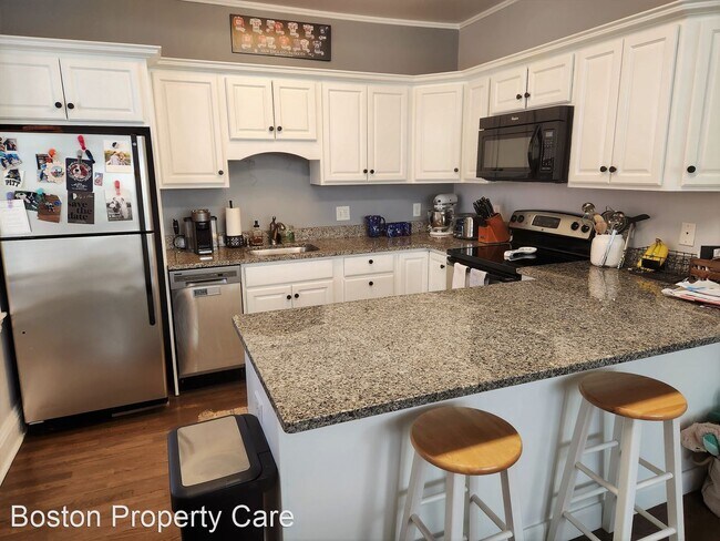 Building Photo - 1 br, 1 bath House - 1768 Beacon St #1