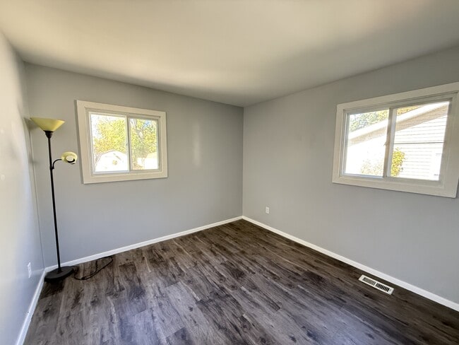 Building Photo - 4718 Kessler Dr