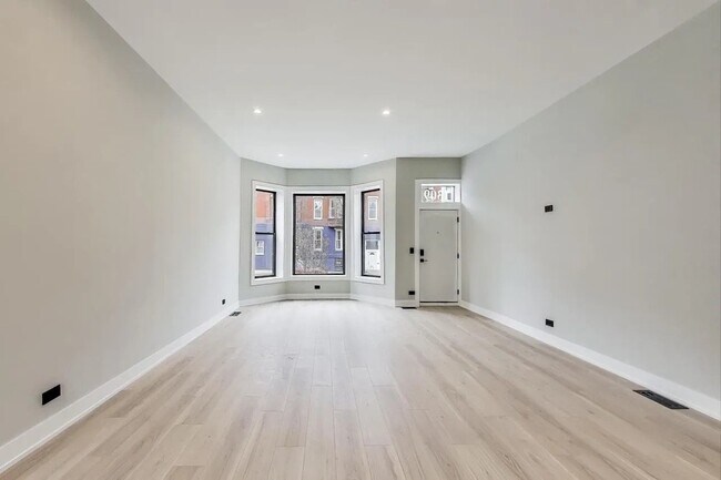 Foto del edificio - 1311 N Rockwell St