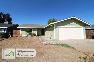 Building Photo - 2452 Capella St