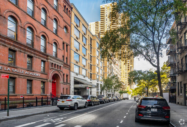 Foto del edificio - Ivy Towers