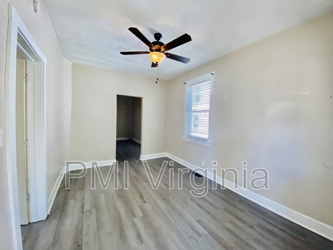 Building Photo - 1205 Pike St
