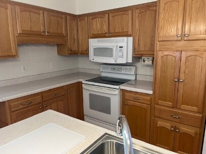 Foto del edificio - 8 Oakland St