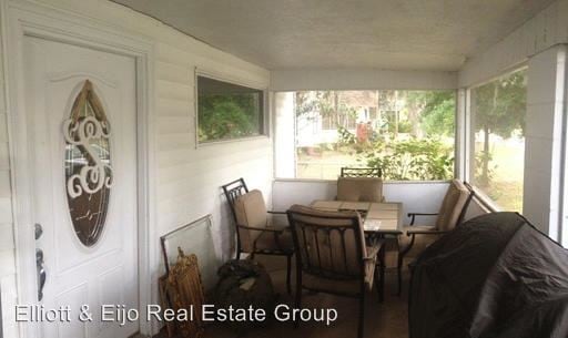 Building Photo - 530 S Floral Ave
