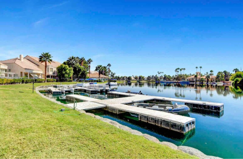 Foto principal - 2637 Seashore Dr