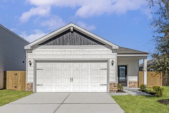 Building Photo - 8102 Sunberry Shadow Dr