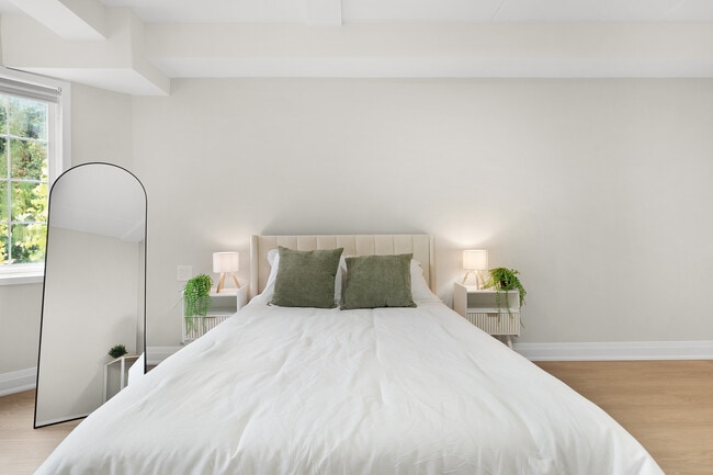 Photo du bâtiment - Brand New Studio Apartment for Rent