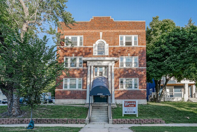 Foto del edificio - 4104 Warwick Blvd
