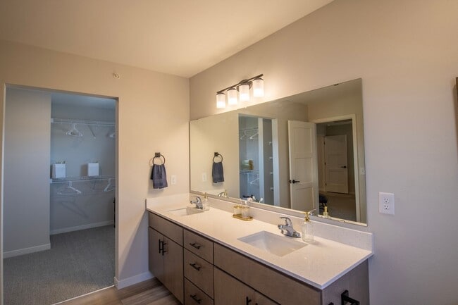 Interior Photo - Gateway Court Townhomes - Shakopee, MN