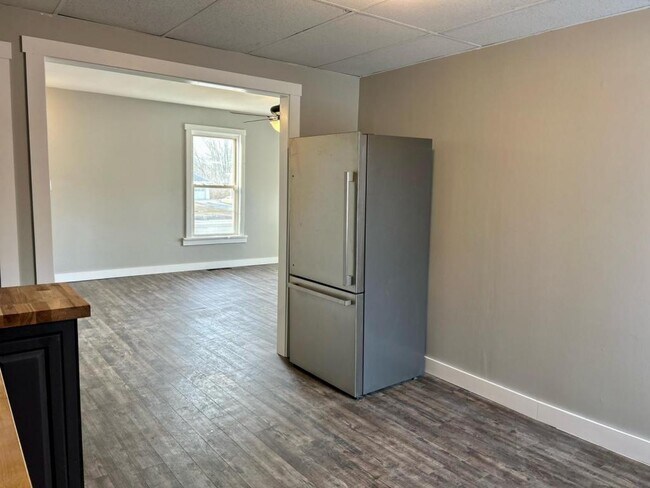 Building Photo - 636 Lisbon St., Apt. A