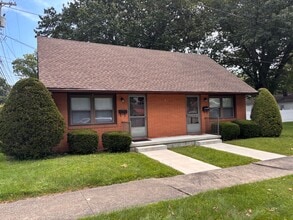 Building Photo - 115-115 Glenview Ave