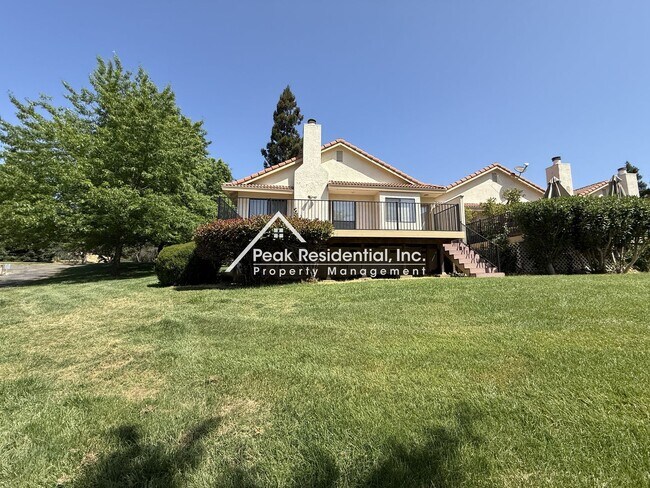 Foto del edificio - Rancho Murieta 3bd/2ba Duplex with 2 Car Garage