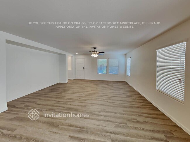 Foto del edificio - 1070 S Deerfield Ln