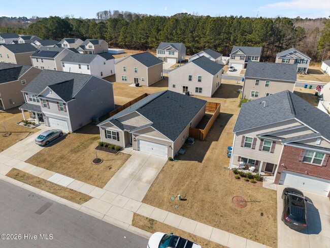 Building Photo - 4518 Sandstone Dr
