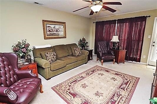 Building Photo - 104 Dannon Springs Dr