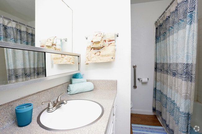 Bathroom - Delta Residence