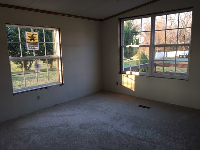 Building Photo - 2178 Cecilton Warwick Rd