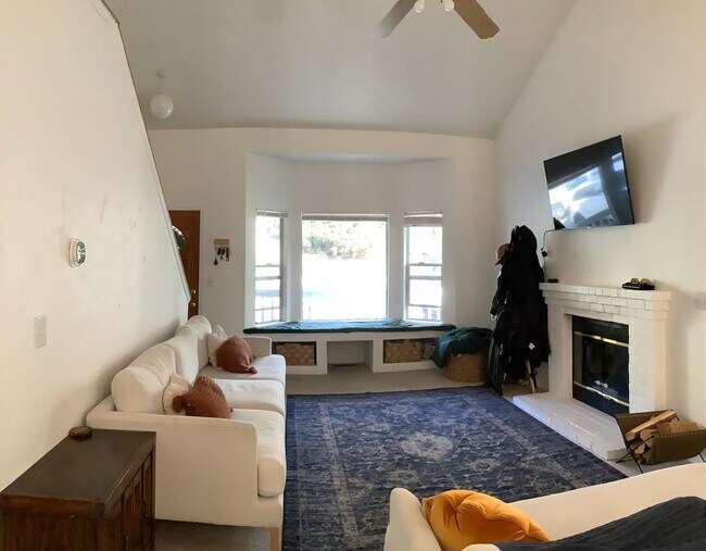 Foto del edificio - Silverdale 2 Story Home - 3 Bed 2.5 Bath