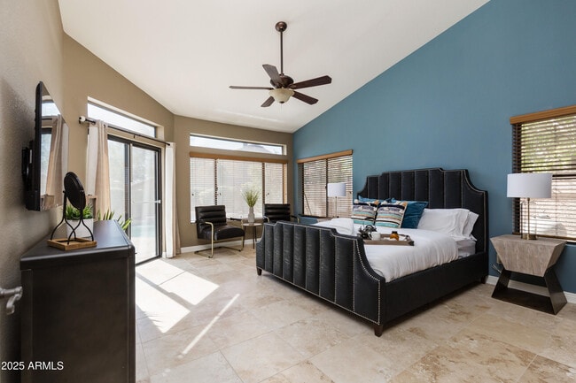 Building Photo - 5821 E Aire Libre Ave