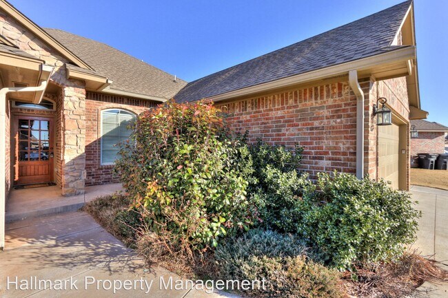 Foto del edificio - 3 br, 2 bath House - 3008 Flint Ct