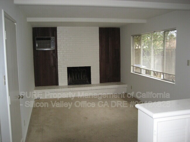 Building Photo - 1218 Dresden Way