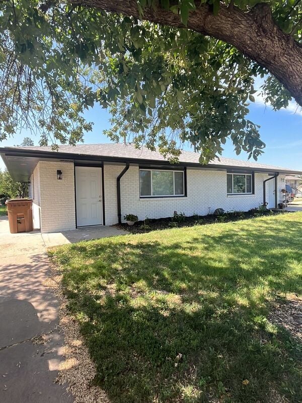 Primary Photo - 1201 SW 10th St