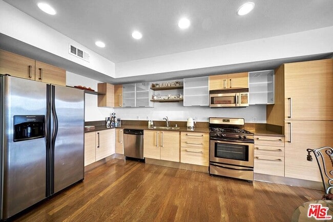 Foto del edificio - 1234 Wilshire Blvd