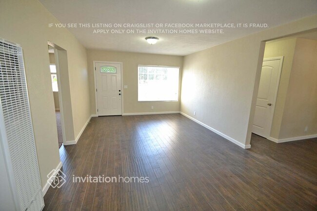 Foto del edificio - 13946 Terra Bella St