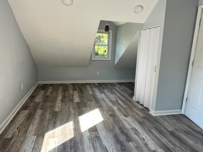 Foto del edificio - 4623 Grace Pl