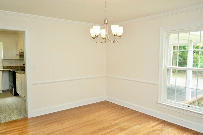 Foto del edificio - 4419 Dickerson Rd