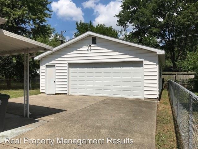 Building Photo - 3 br, 1 bath House - 3211 Stratford Road