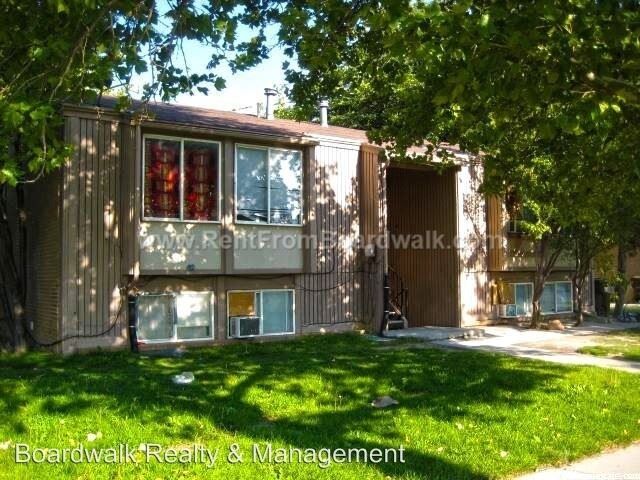Building Photo - 2531 S Parkcrest Dr