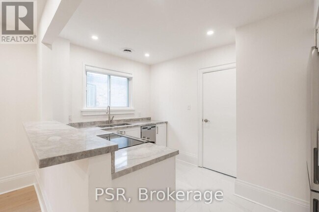 Photo du bâtiment - 25 Coulson Ave