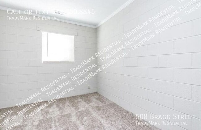 Building Photo - 508 Bragg St