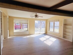 Building Photo - 5300 Susan Lee Ln