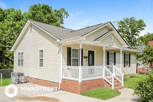 Building Photo - 412 Kirkland St