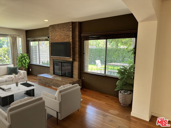 Foto del edificio - 5029 Westpark Dr
